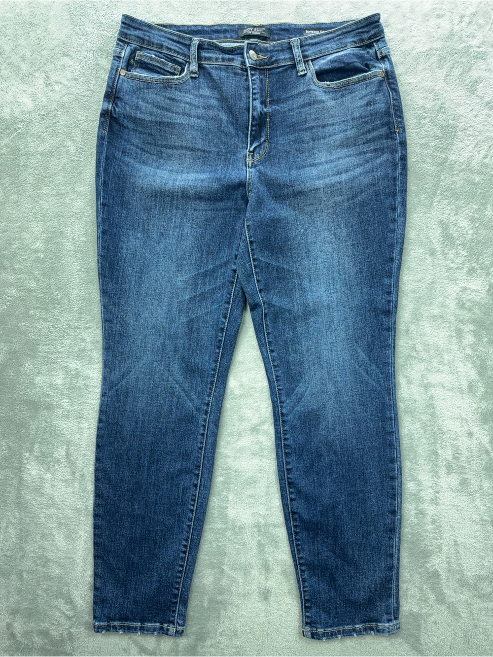 Judy Blue Jeans 15/32 Boyfriend Fit Curvy Stretch (Fits 36x30)